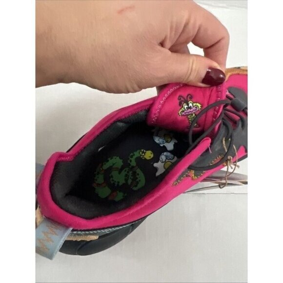 Reebok Classics The Flintstones Zig Kinetica II Edge Pursuit Pink Vibram GY3980 - Picture 8 of 13